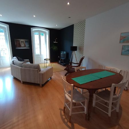 Tulle : Bel Appartement Lumineux En Centre Ville Bagian luar foto