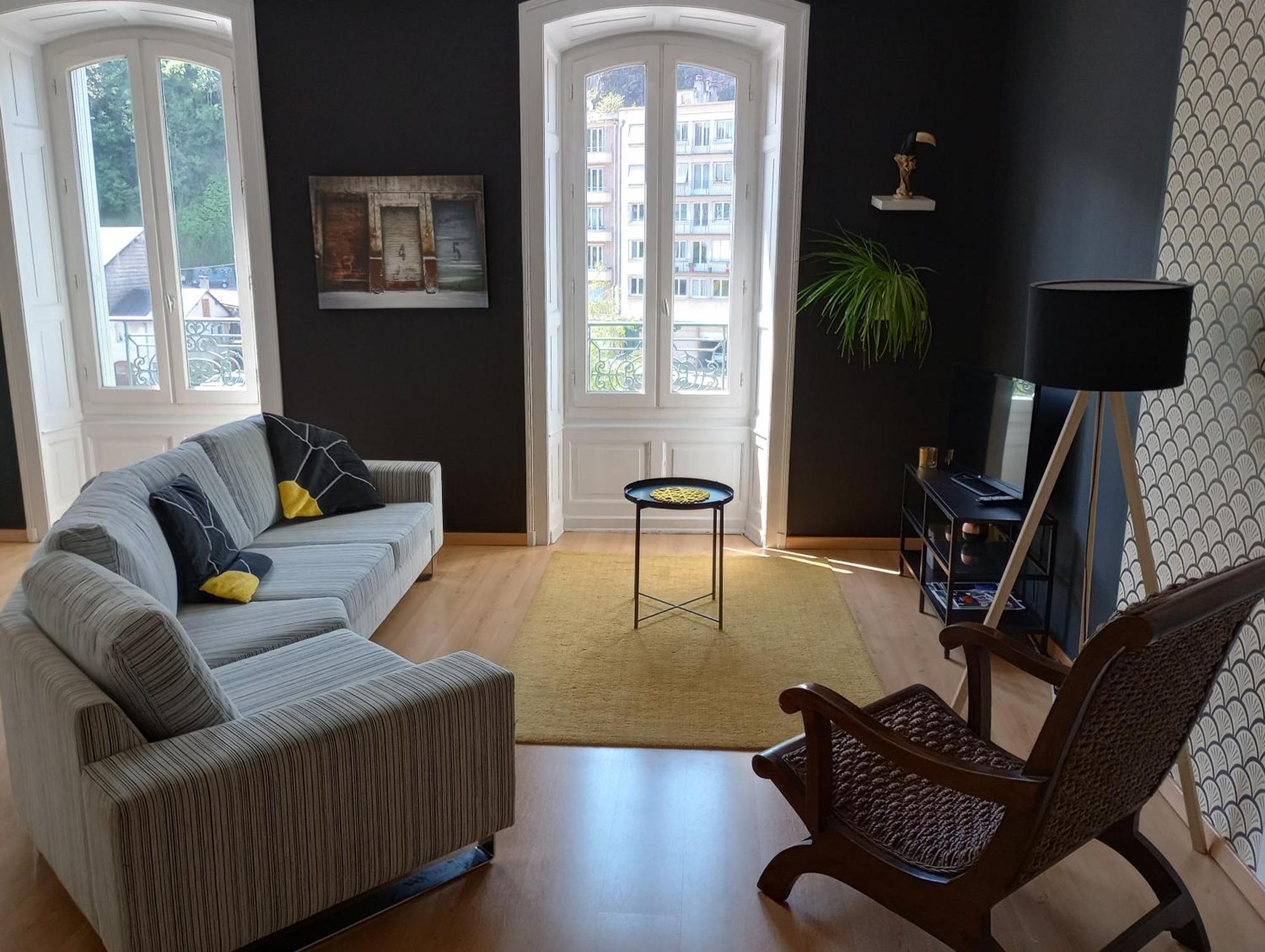 Tulle : Bel Appartement Lumineux En Centre Ville Bagian luar foto